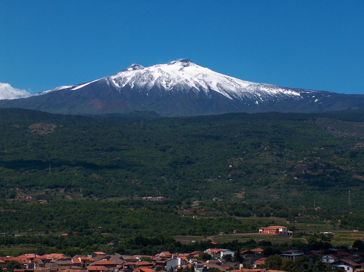 Etna Snow&Sea Apartment Piedimonte Etneo Exterior photo